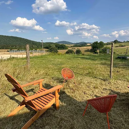 Gospodarstwo agroturystyczne Tiny House Et Chevaux *